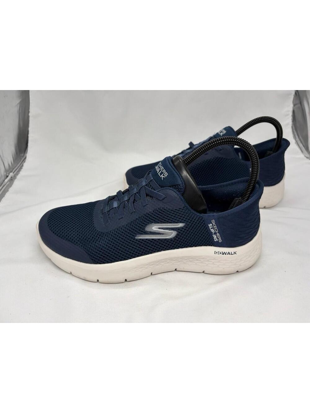 Skechers Go Walk Women's US 8 Sneakers SN124836 NVW